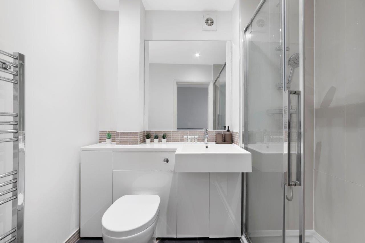 Huge Shoreditch Apartment- Private Roof Terrace 런던 외부 사진