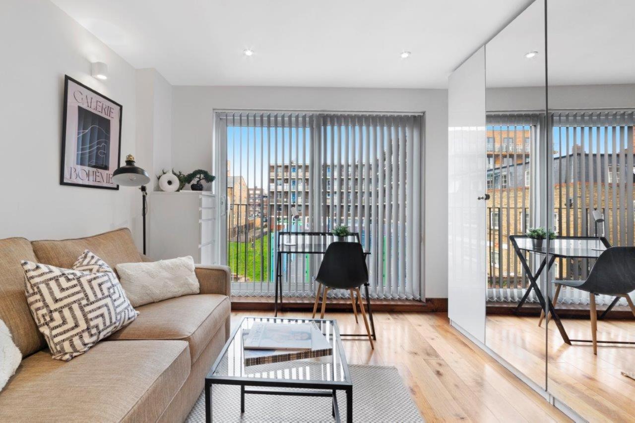 Huge Shoreditch Apartment- Private Roof Terrace 런던 외부 사진