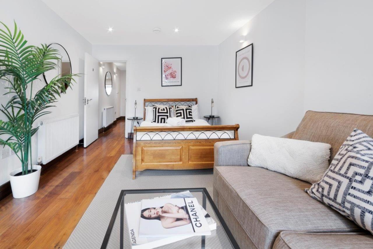 Huge Shoreditch Apartment- Private Roof Terrace 런던 외부 사진
